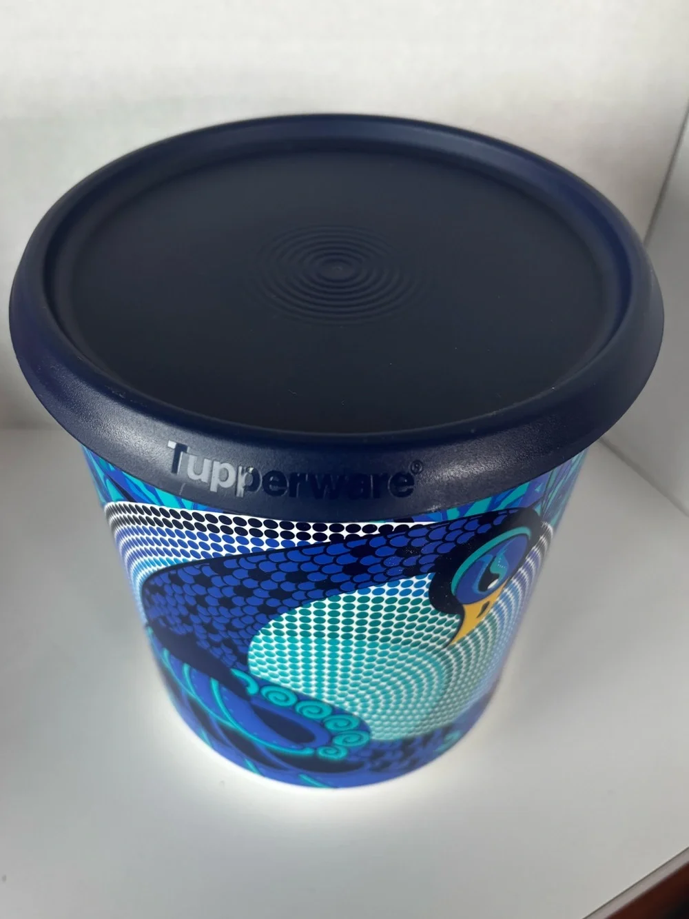 Tupperware Canister Exclusive Peacock Design 12 cup C Seal Blue